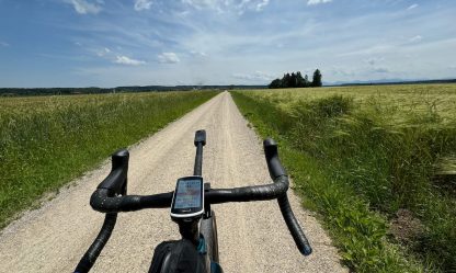 Insta360 X4 360 Actioncam zum Biken