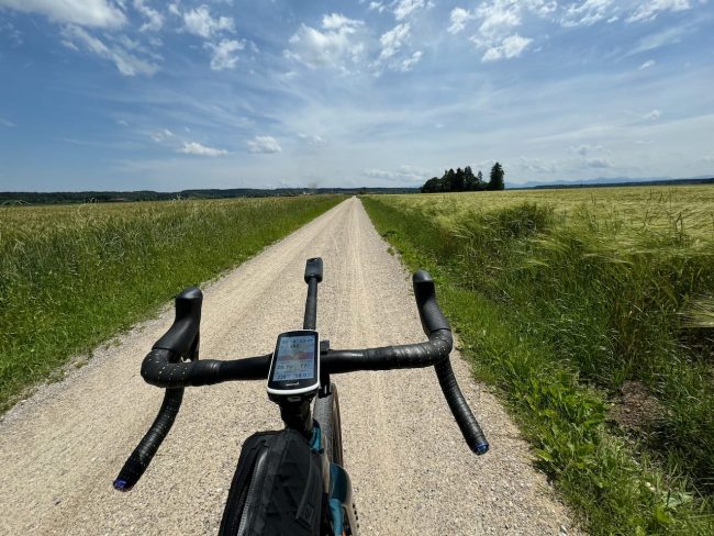 Insta360 X4 360 Actioncam zum Biken