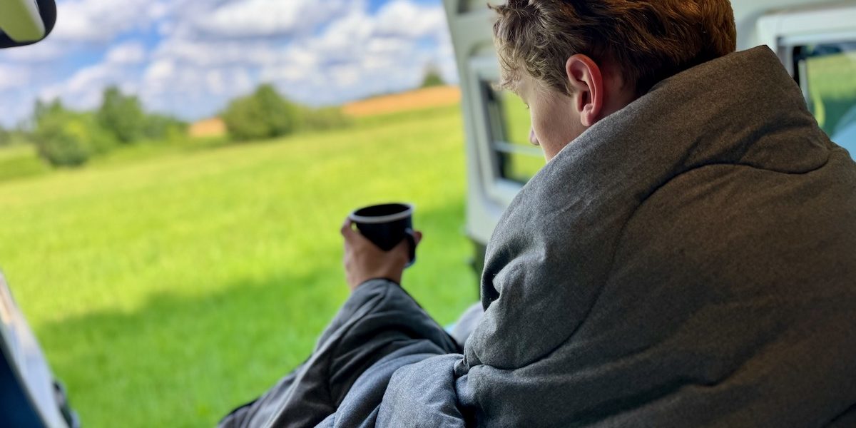 Grüezi bag Bettwäsche für Camper Kombination aus Wellhealth Comforter und SleepWool Pillow