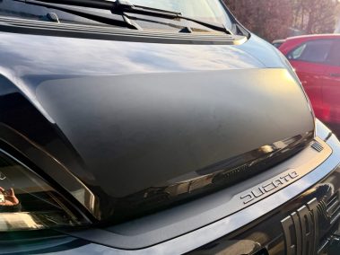 Schutzfolie unter dem Solarpanel