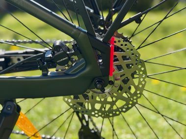 Aventon Trava ADV hydraulische Scheibenbremsen Detail – Trekking-E-Bike Bremsen