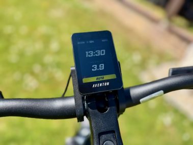 Aventon Trava ADV Lenker Griffe Ergonomie – Trekking-E-Bike Cockpit