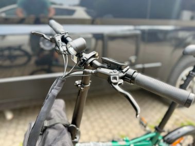 Engwe ZIP E-Faltbike aufgeklappt Gesamtansicht British Racing Green