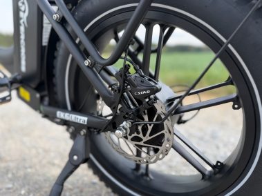 Scheibenbremse und Rahmen des Evercross EK6 Ultra