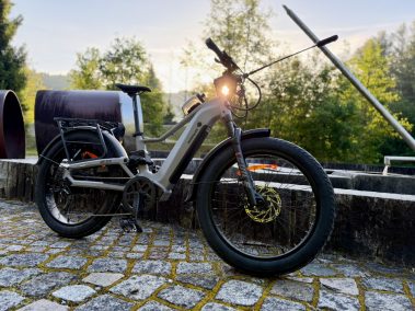 Himiway D5 2.0 Fatbike mit Garmin Fenix GPS-Tracking auf dem Pendelweg