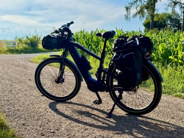 MapFour Roam zieht steile Steigung bergauf – 100 Nm Mittelmotor in Aktion