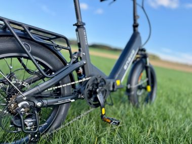 Antrieb des ENGWE L20 3.0 Pro mit Kettenblatt, Kette und Hinterbaudämpfer