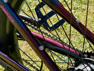 Lenker und Bedienelemente des Vakole EMT29 12S E-MTB